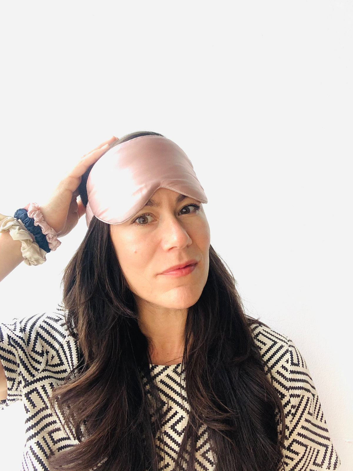 PURE SOL. Beauty Silk Sleep Eye Mask- Black Onyx